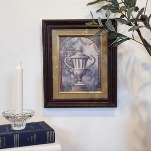 Beautiful Vintage Antique -Style Frame 10 1/2 x 12 1/2"